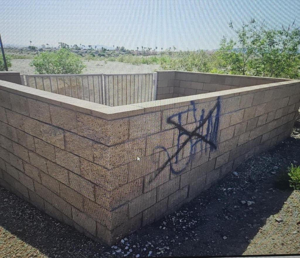Graffiti removal